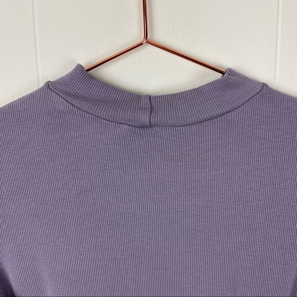 H&M DIVIDED Lilac Ribbed Mockneck Long Sleeve Crop Top - Picture 8 of 8